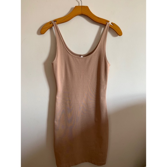 Aritzia Dresses & Skirts - Aritzia | bodycon dress